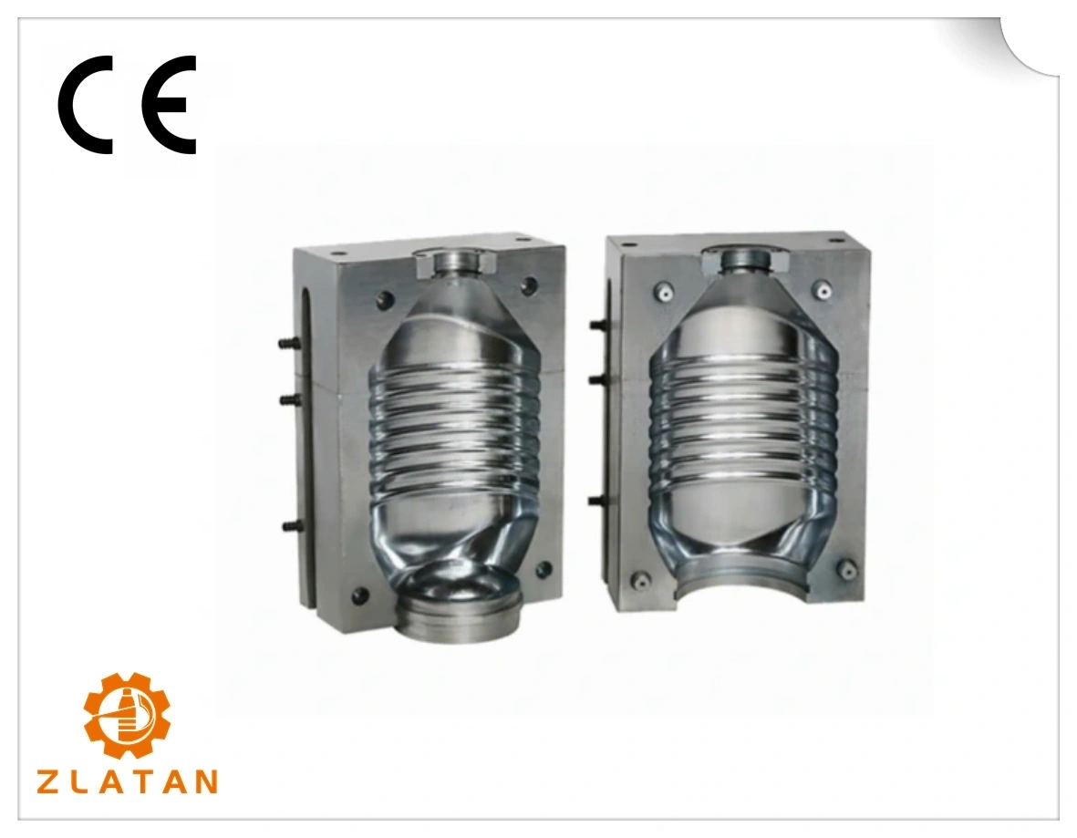 Durable wide types of PET bottle blowing molds