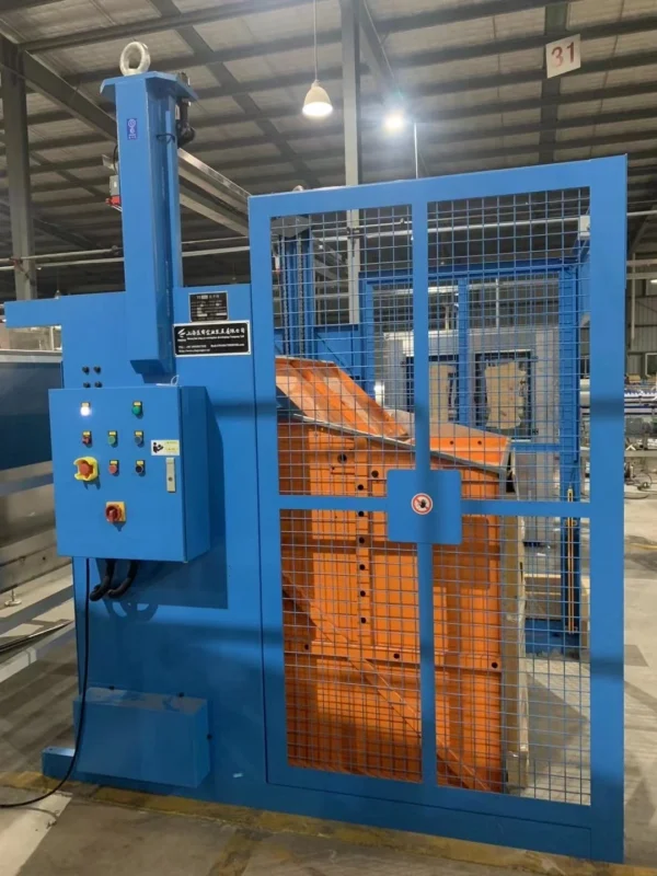Custom servo moto dumping station for preforms